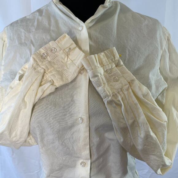 Vintage Nantucket Pintuck Blouse – 1980s Edwardian Style Cotton Top, Size 8 - Picture 8 of 16